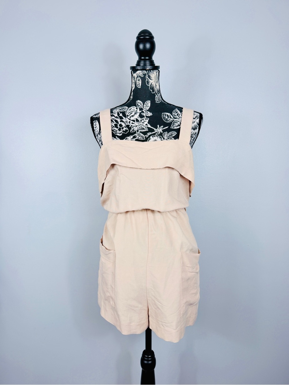 H&M beige adjustable strap cotton utility linen blend loose fit romper size 12